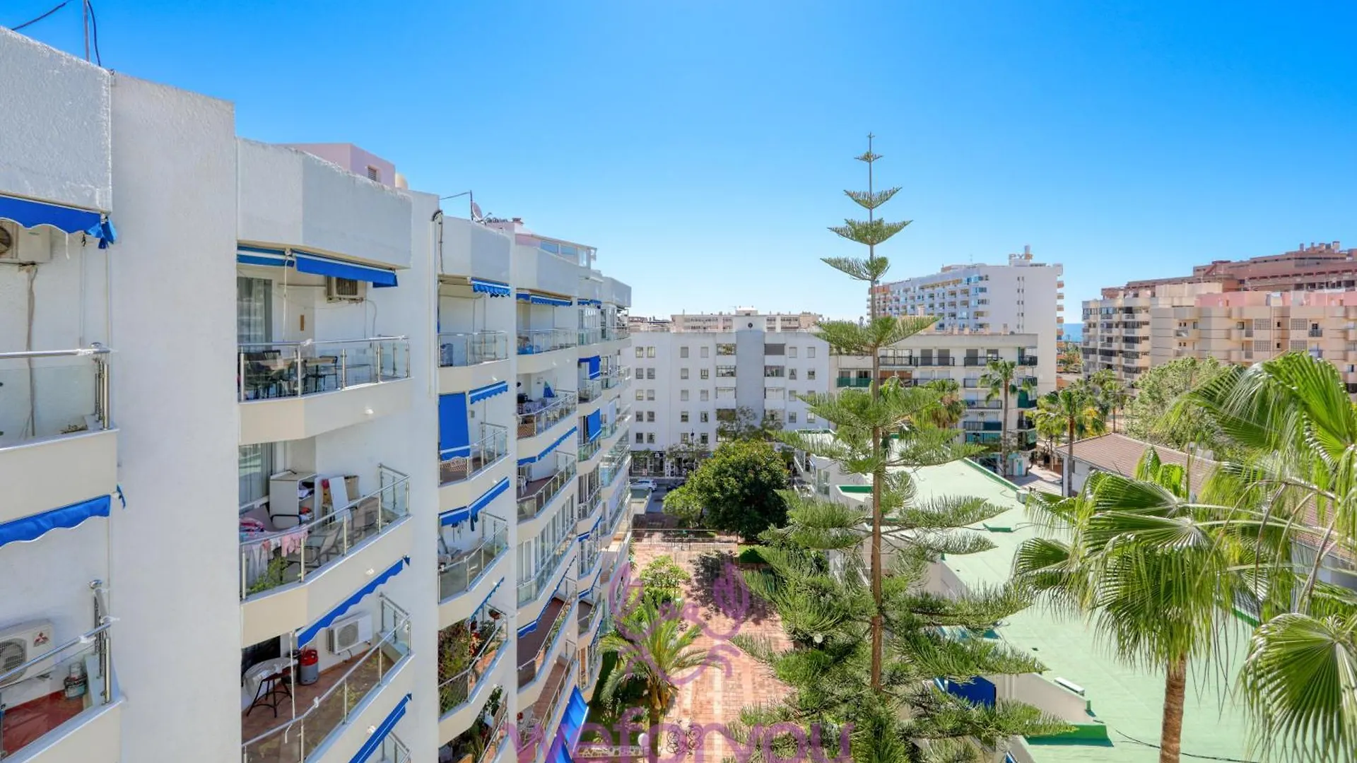 Weforyou Fuengirola Center Sunny & Beach 0*,